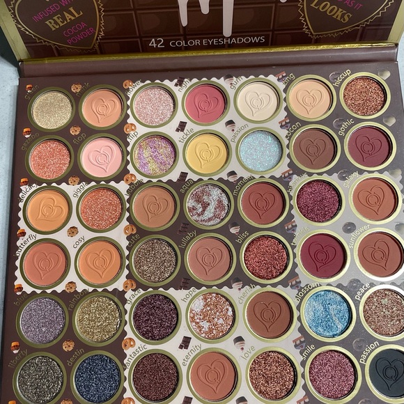 42 colour eyeshadow Chocolate - Picture 3 of 9